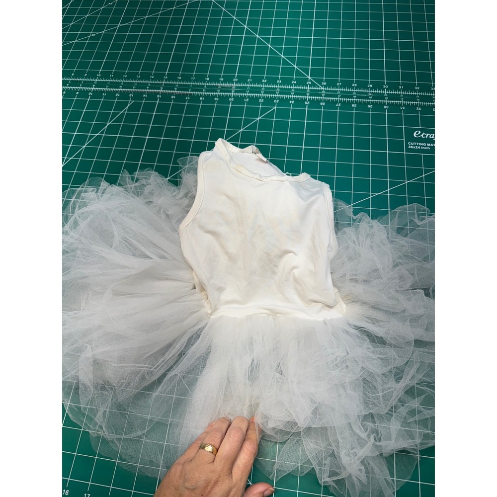 iloveplum White B.E.A.R. Tutu Dress Sleeveless Tulle Skirt Girls Size 4Y